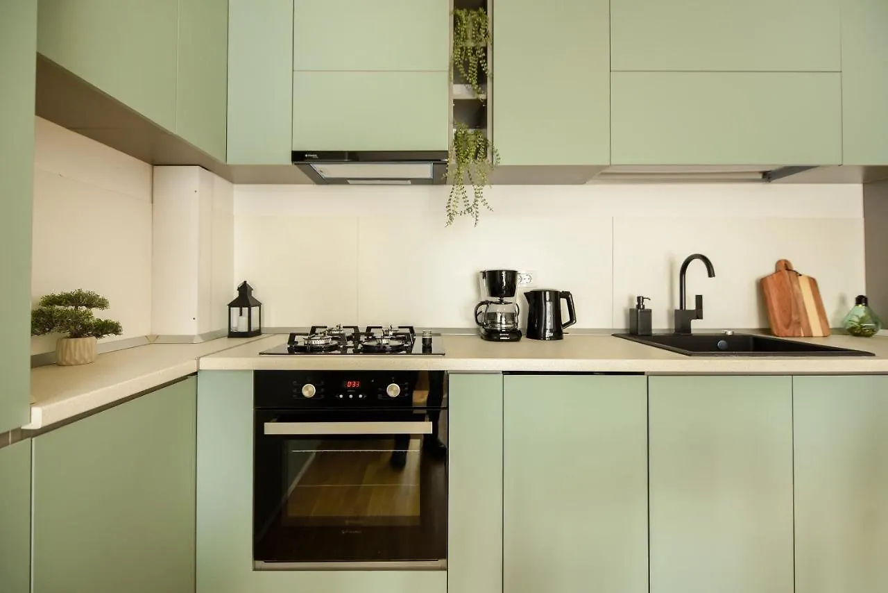 City Oasis - Modern 1Br Apartment Near Colentina Hospital Bucharest