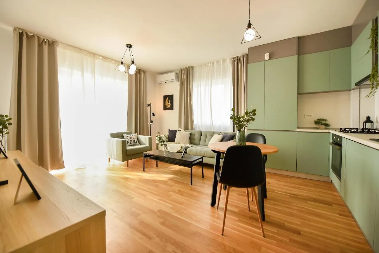 City Oasis - Modern 1Br Apartment Near Colentina Hospital Bucharest