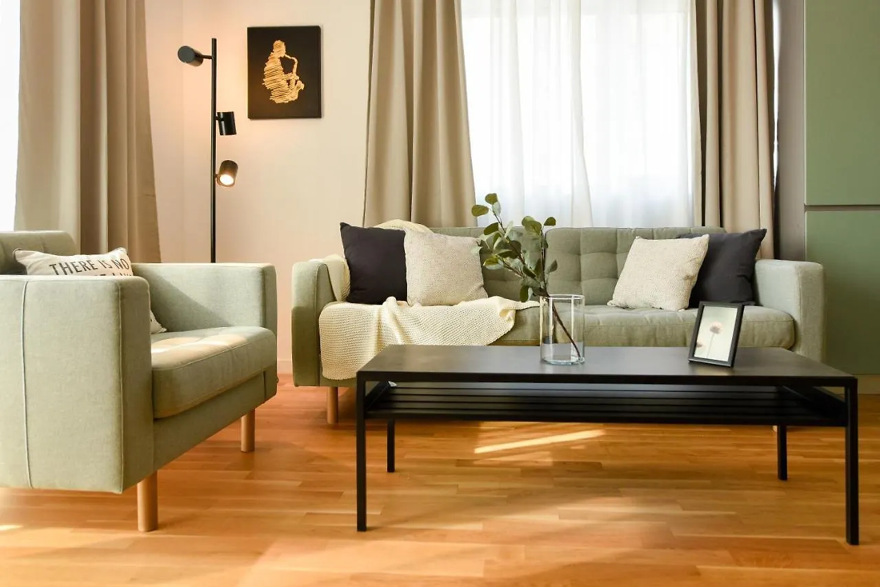 City Oasis - Modern 1Br Apartment Near Colentina Hospital Bucharest