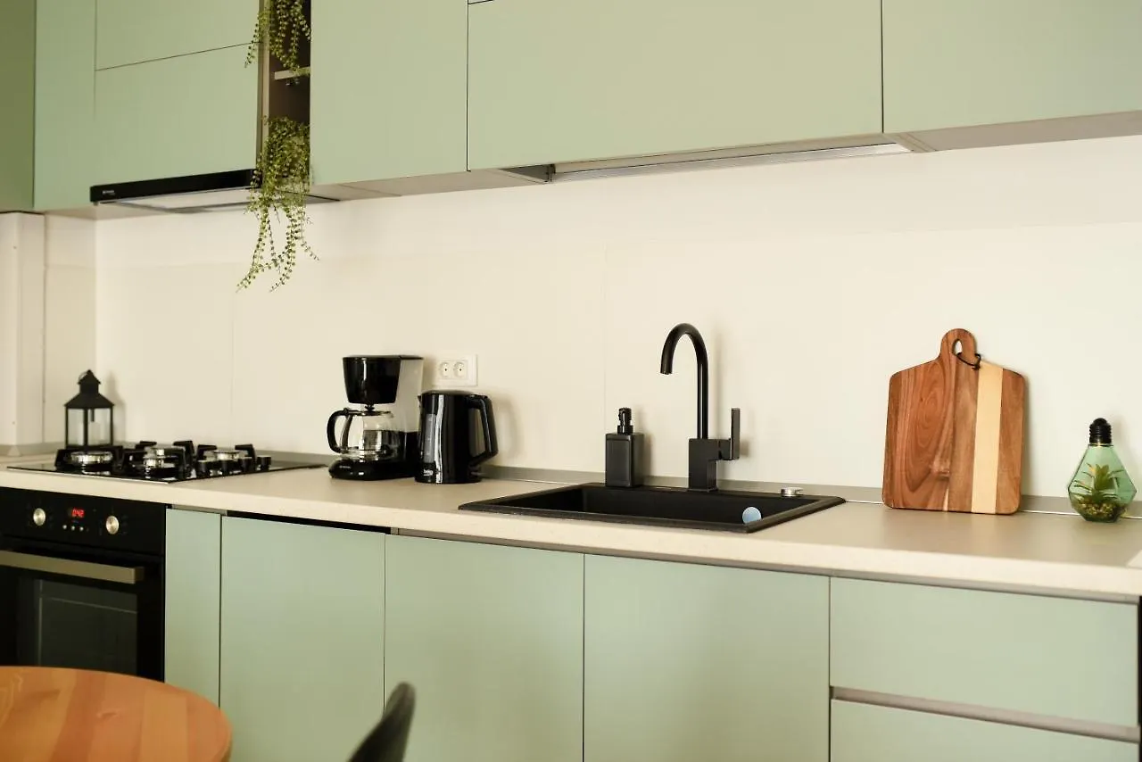 City Oasis - Modern 1Br Apartment Near Colentina Hospital Bucharest
